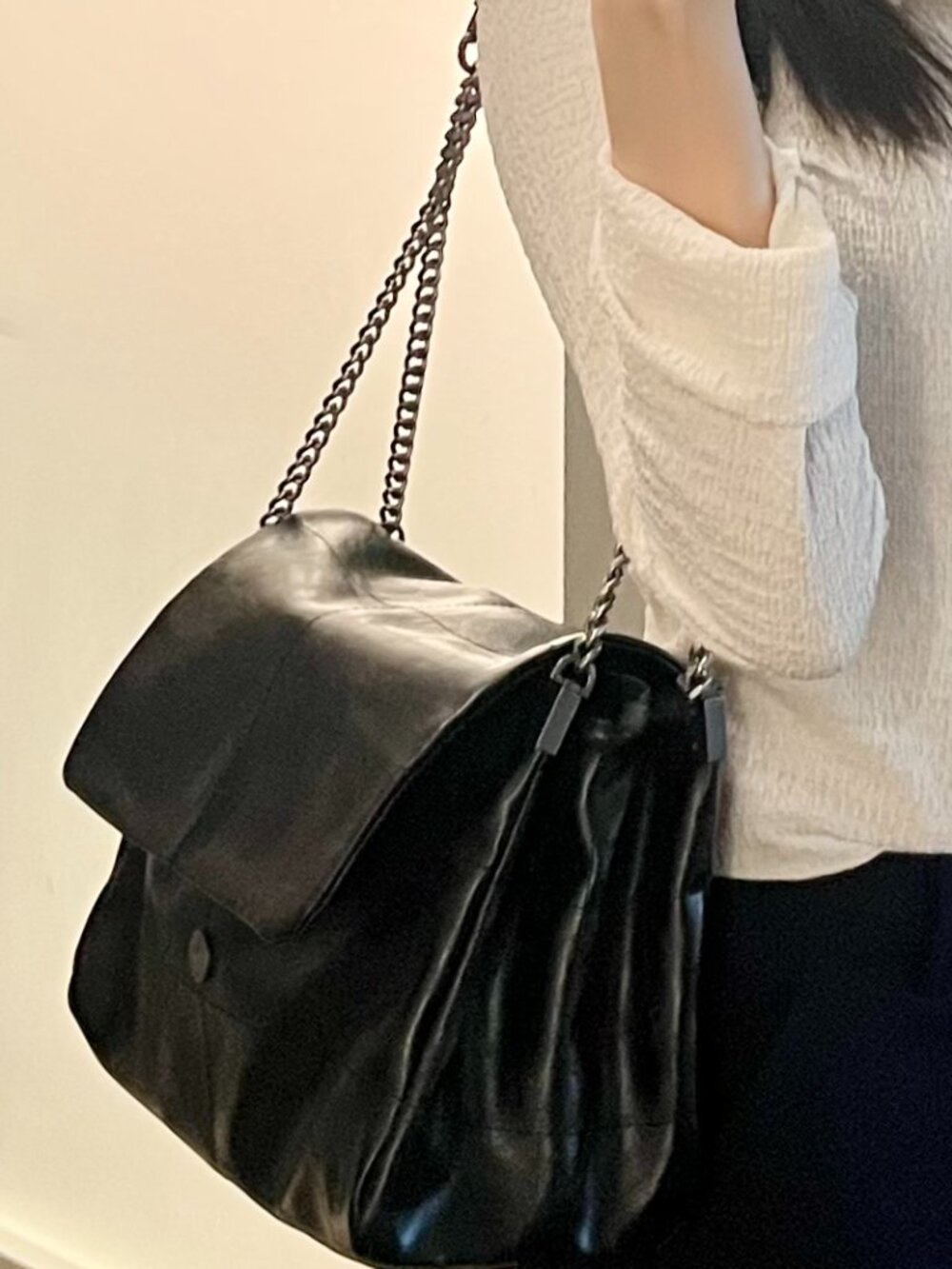 Zara Rock Style Flap Shoulder Bag in Black Leather